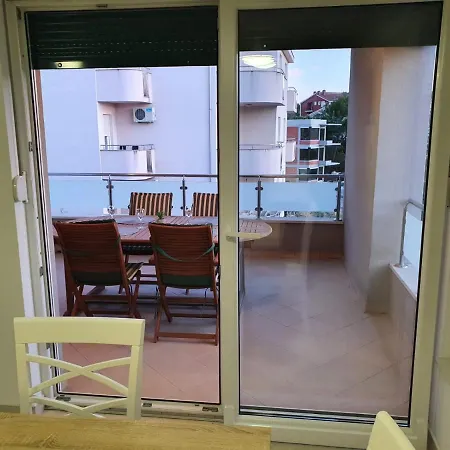 Anakatarina شقة *