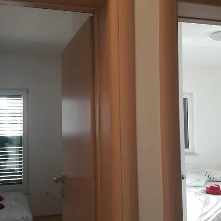 Anakatarina تروغير